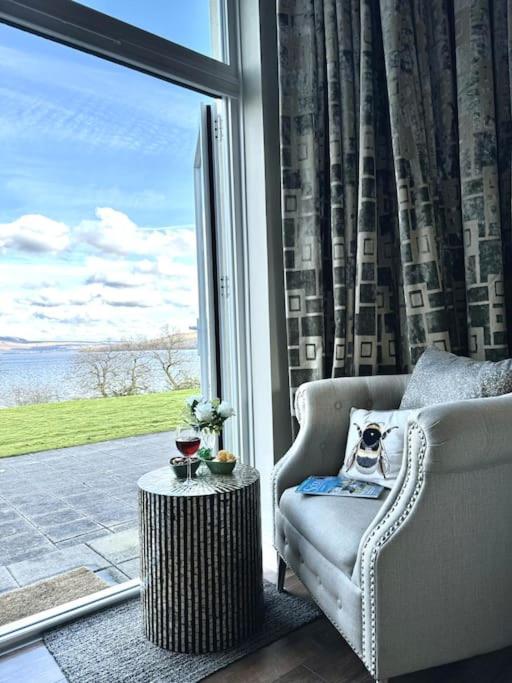 Apartamento Loch View At Lomond Castle Balloch Exterior foto