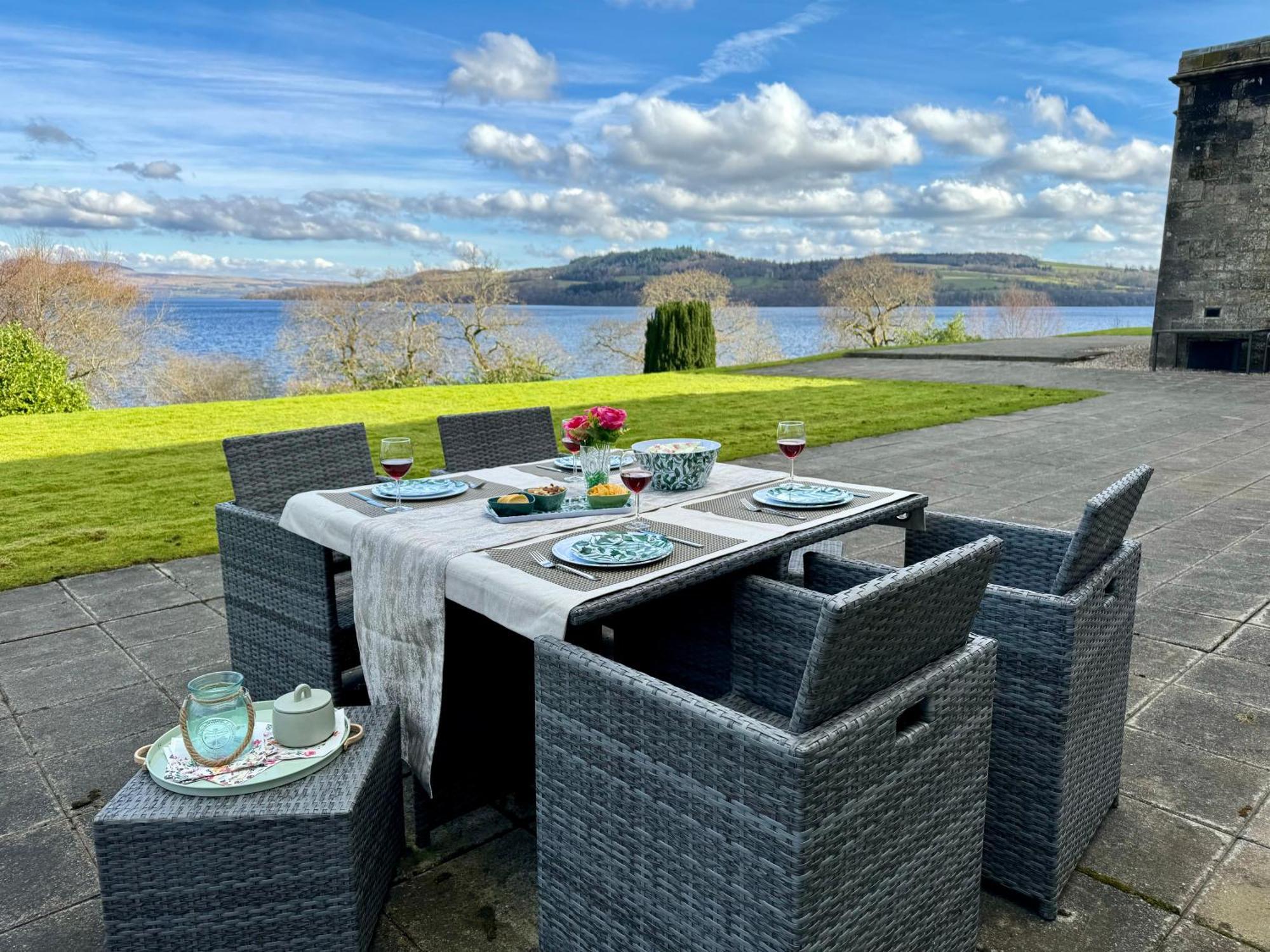 Apartamento Loch View At Lomond Castle Balloch Exterior foto