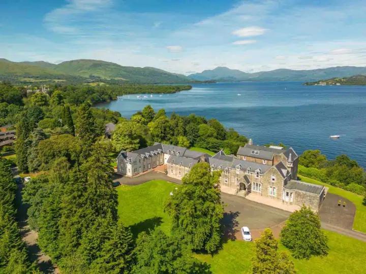 Apartamento Loch View At Lomond Castle Balloch Exterior foto